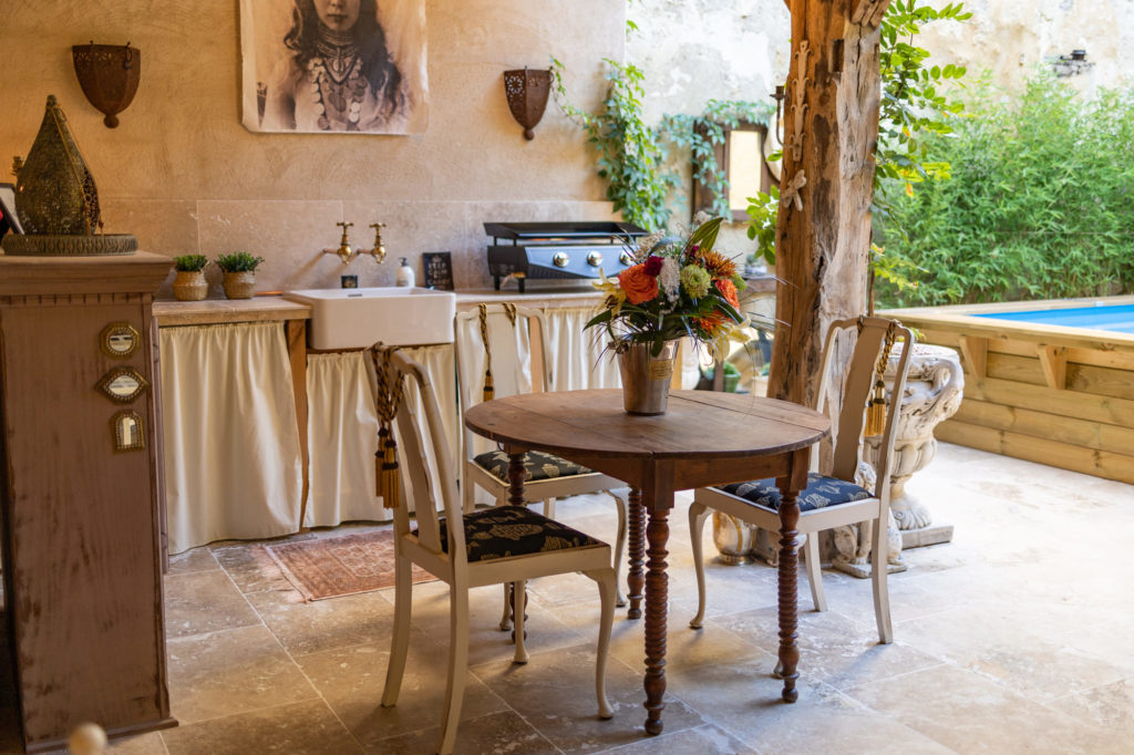 Maison Champagne - Location vacances luxe piscine et champagne à Condom- ©Gascogne Collection