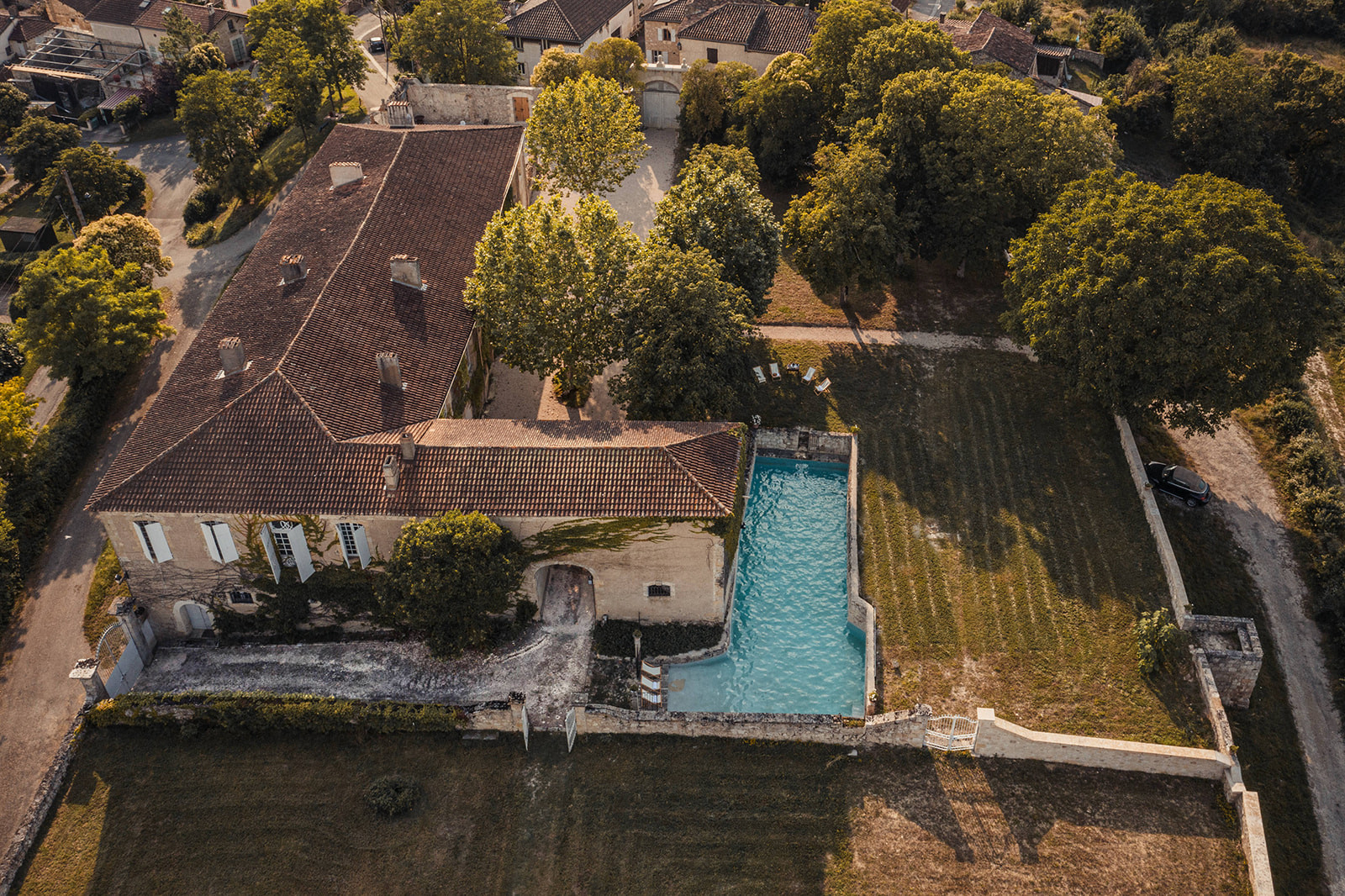 Château Gascogne - Saint Puy - 10 personnes - piscine XL et vue dominante ©Gascognecollection