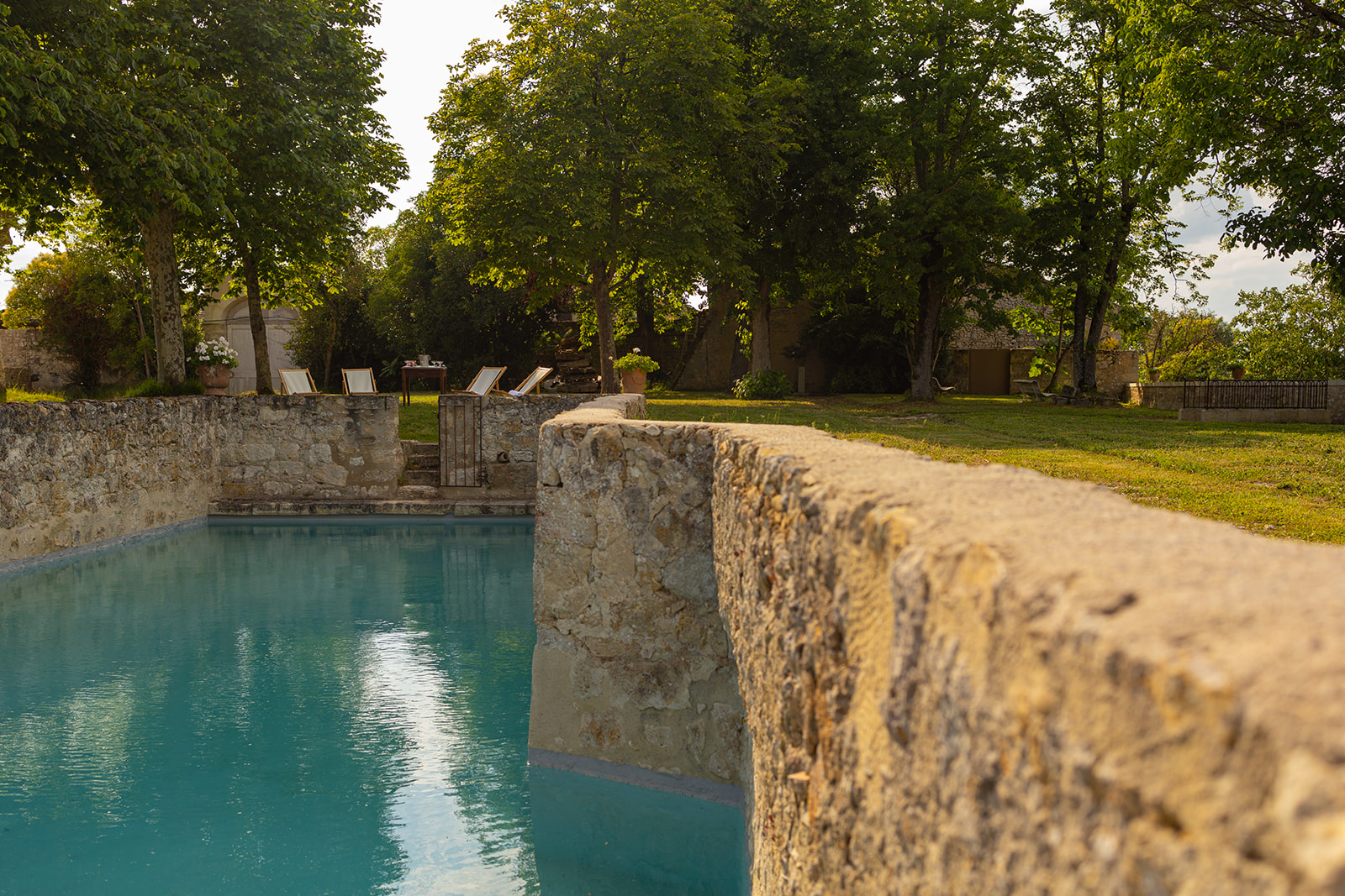 Château Gascogne - Saint Puy - 10 personnes - piscine XL et vue dominante ©Gascognecollection