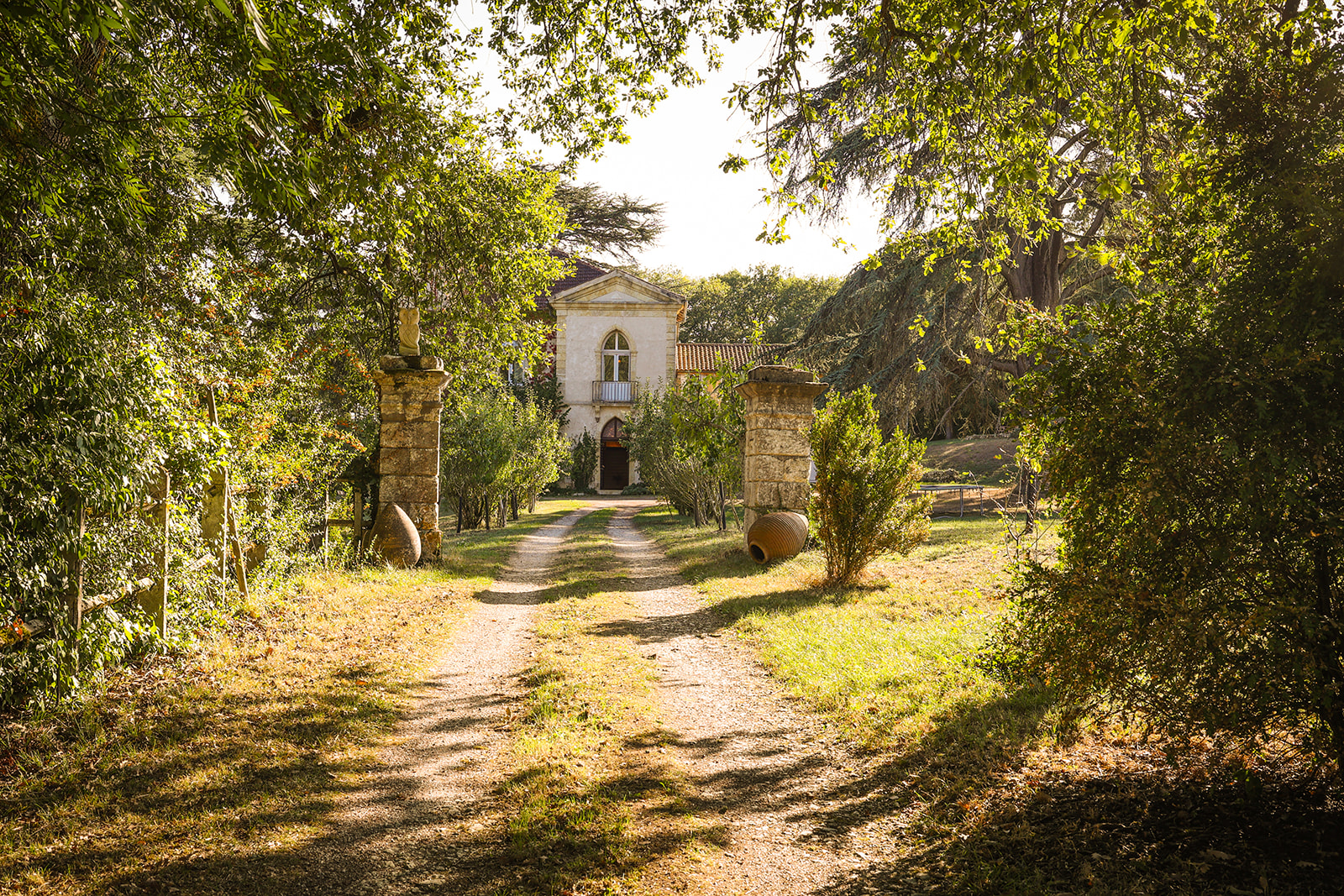 FRANCE-CHATEAU-RENT-PATRIMOINE location maison de vacances piscine sud ouest ©GascogneCollection